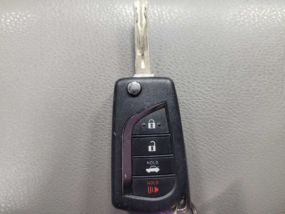 2023 Toyota Camry in Morrow, GA 30260 - 18136405 32