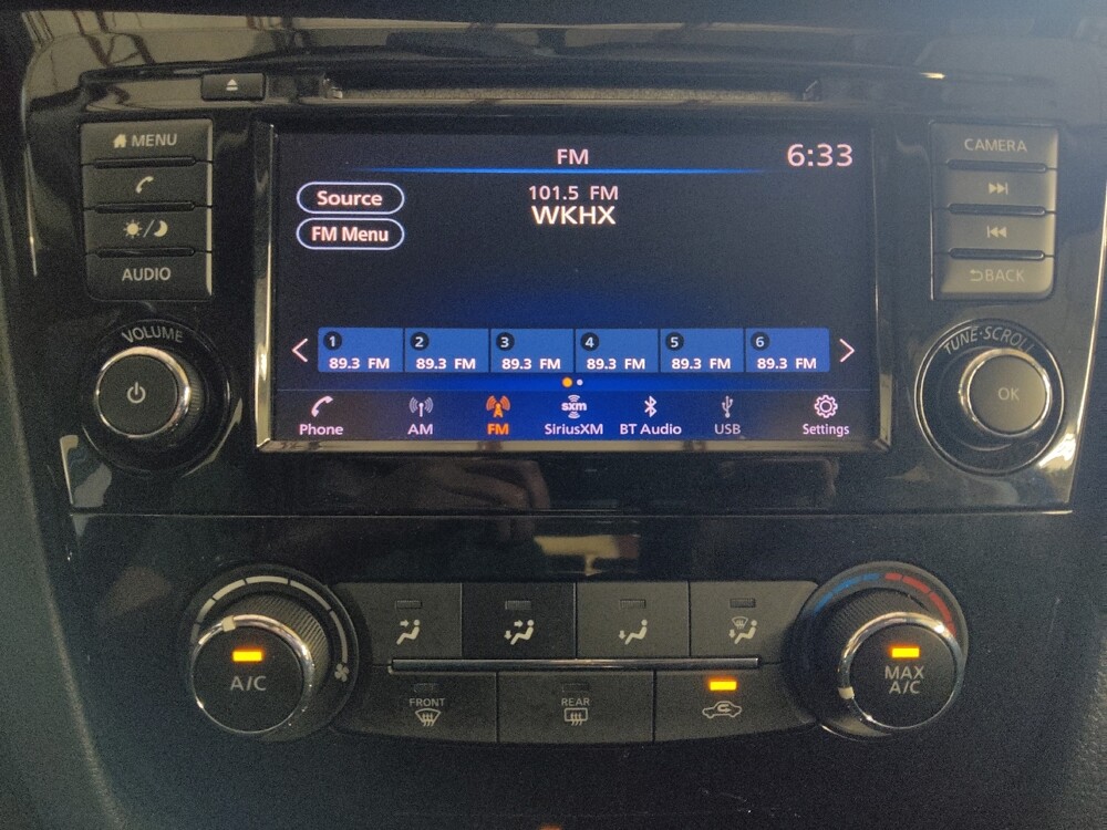 2018 Nissan Rogue in Knoxville, TN 37923 - 18136410 25