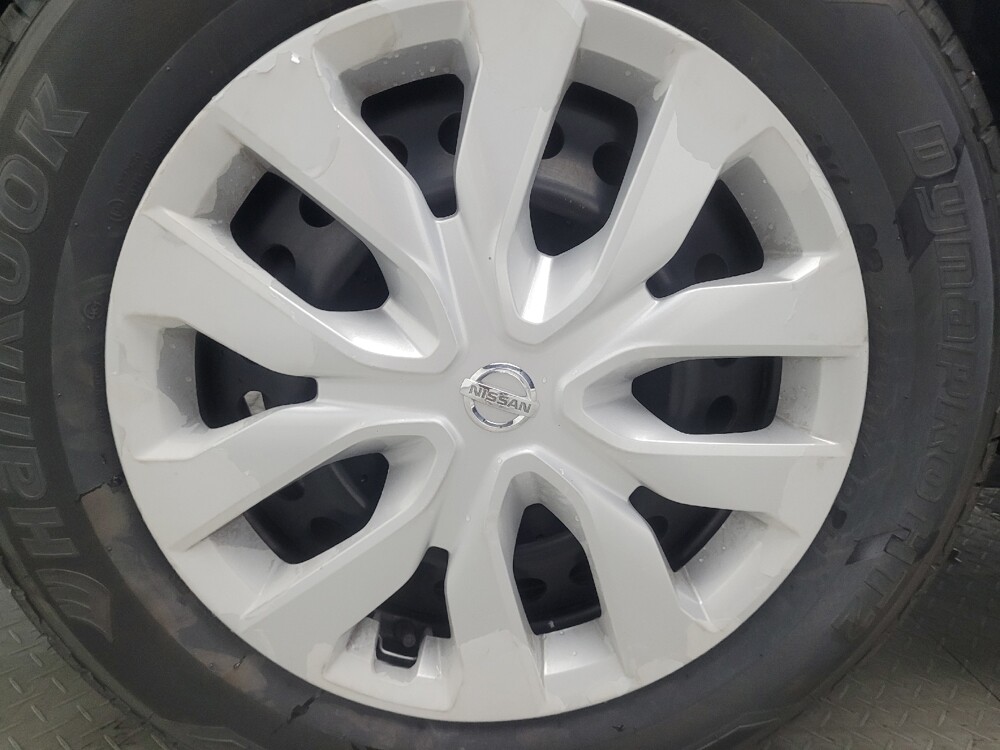 2018 Nissan Rogue in Knoxville, TN 37923 - 18136410 31