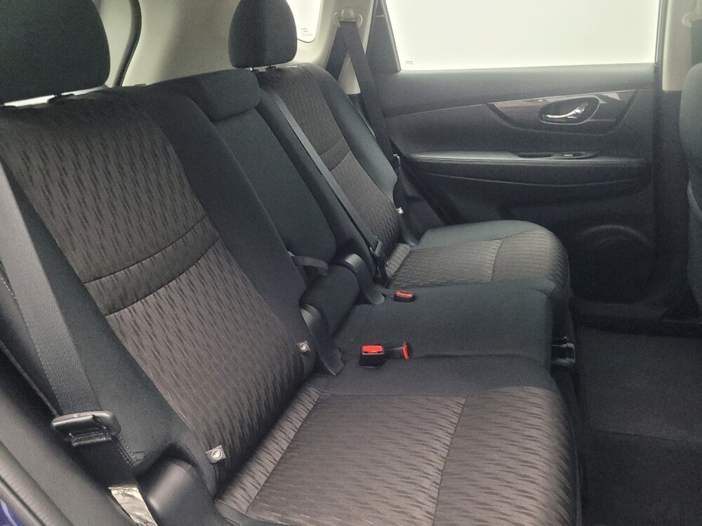 2018 Nissan Rogue in Knoxville, TN 37923 - 18136410 19