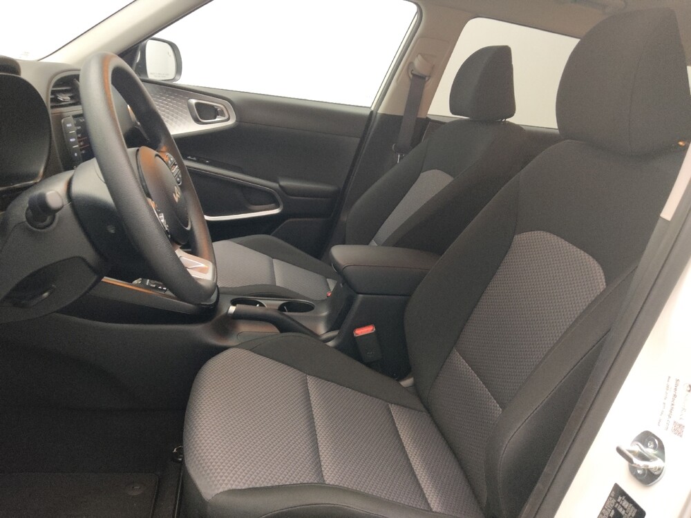 2025 Kia Soul in Chattanooga, TN 37421 - 18136411 17
