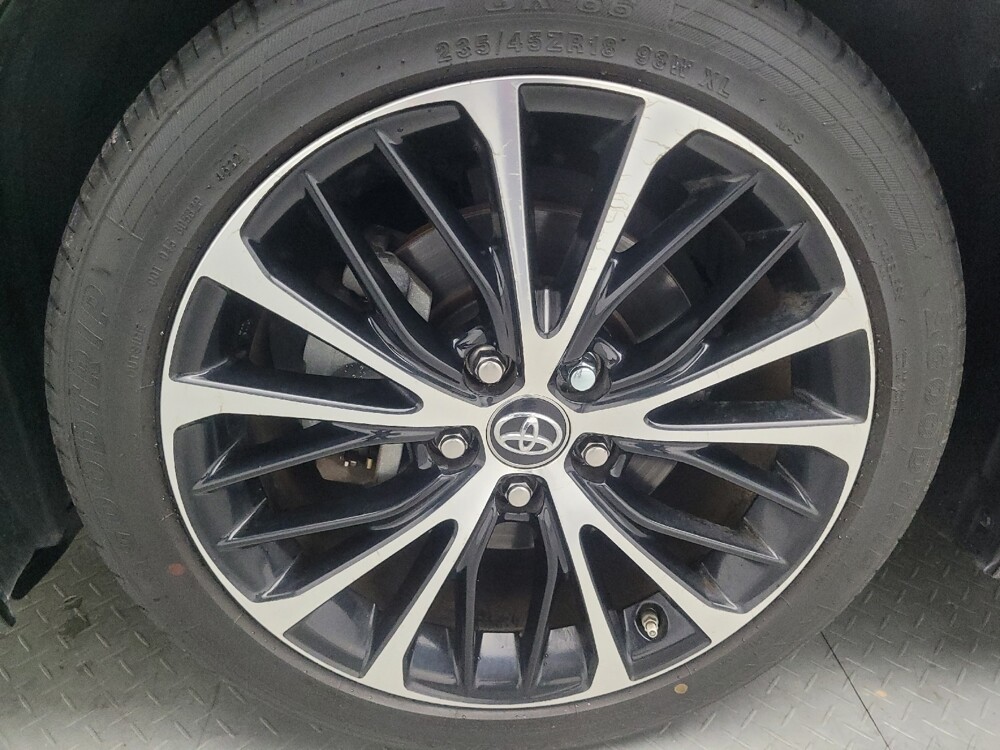2018 Toyota Camry in Chattanooga, TN 37421 - 18136415 31