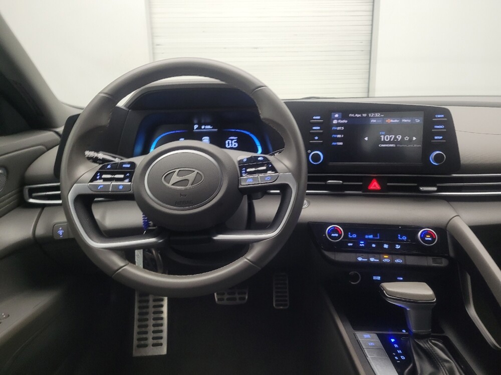 2025 Hyundai Elantra in Knoxville, TN 37923 - 18136417 22