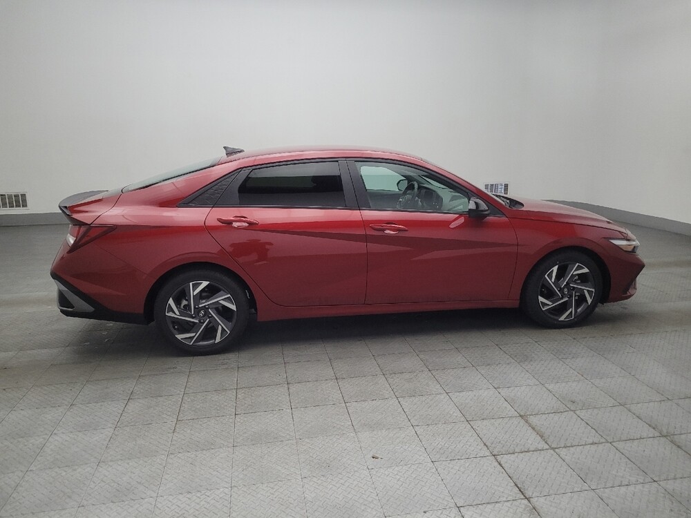 2025 Hyundai Elantra in Knoxville, TN 37923 - 18136417 10