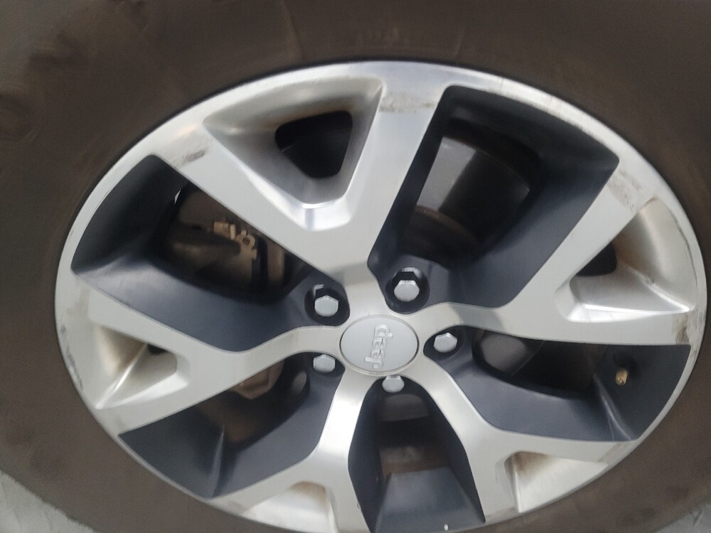 2018 Jeep Cherokee in Stone Mountain, GA 30083 - 18136427 31