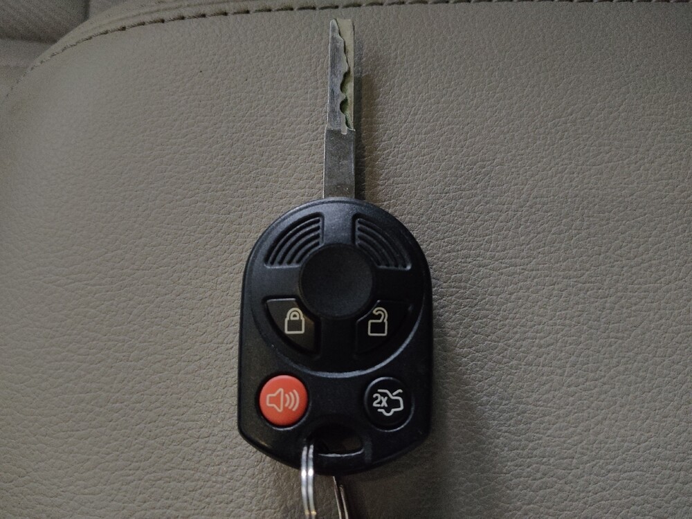 2016 Ford Escape in Knoxville, TN 37923 - 18136430 32