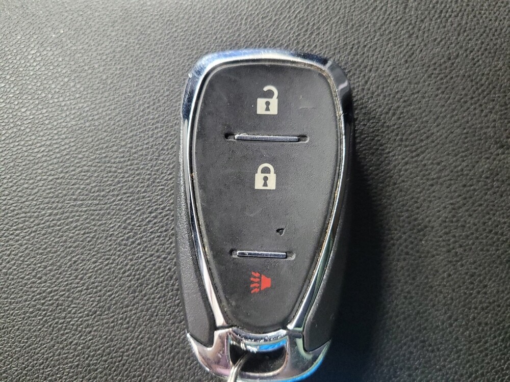 2020 Chevrolet Equinox in Union City, GA 30291 - 18136433 32