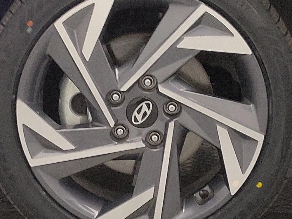 2025 Hyundai Elantra in Oklahoma City, OK 73139 - 18136443 31