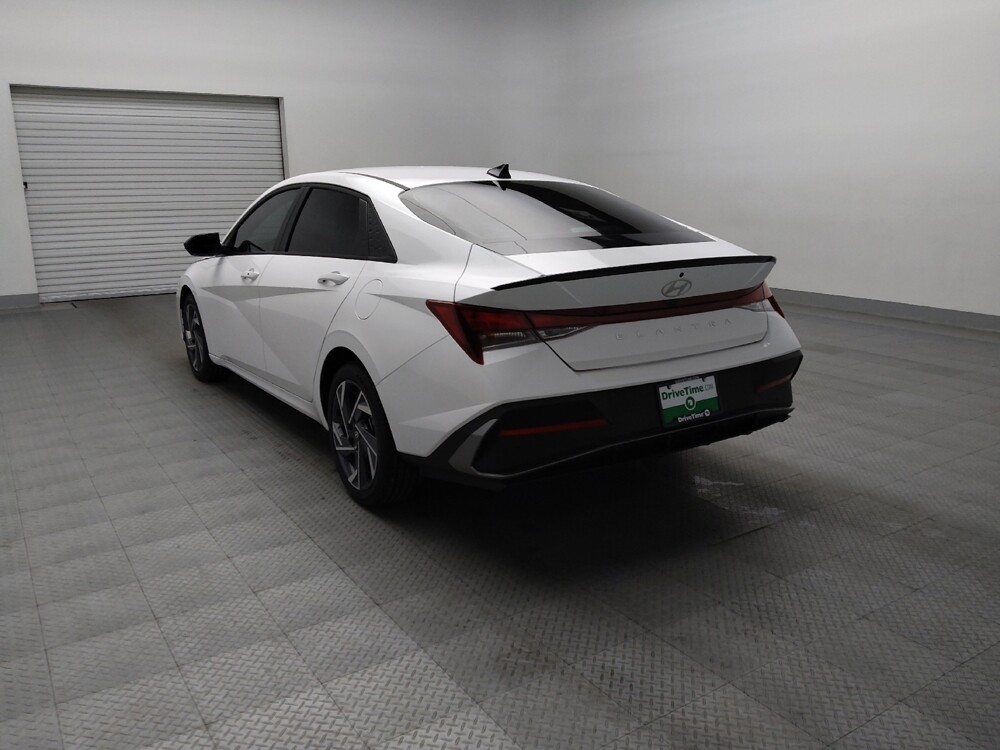 2025 Hyundai Elantra in Oklahoma City, OK 73139 - 18136443 5