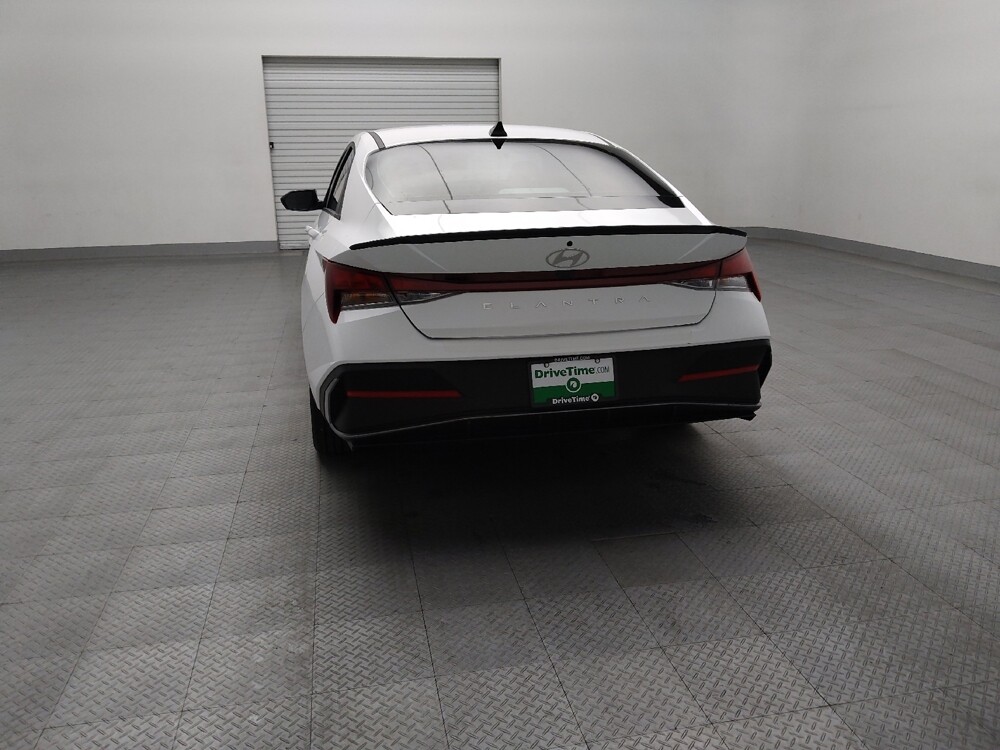 2025 Hyundai Elantra in Oklahoma City, OK 73139 - 18136443 6