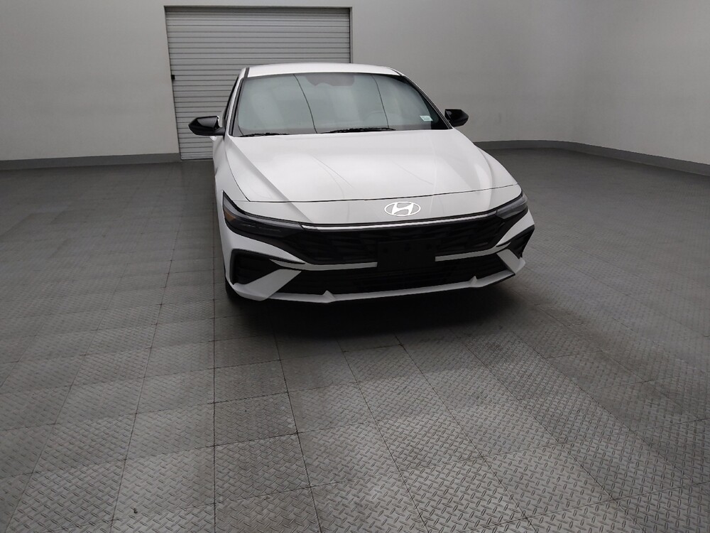 2025 Hyundai Elantra in Oklahoma City, OK 73139 - 18136443 14