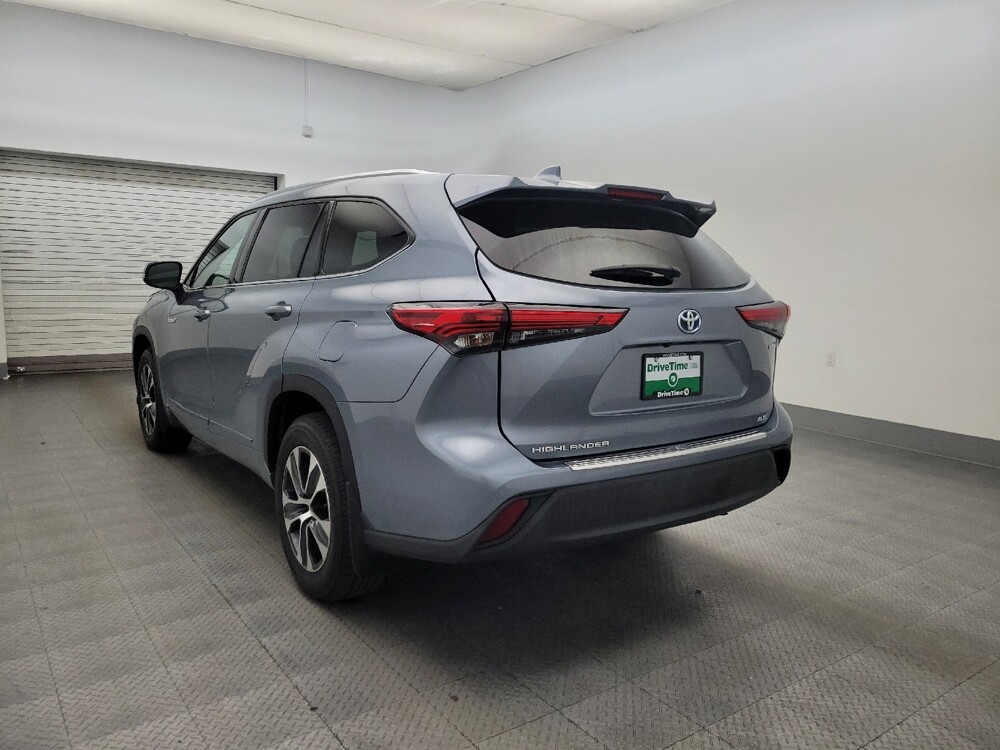 2020 Toyota Highlander in Chandler, AZ 85225 - 18136444 5