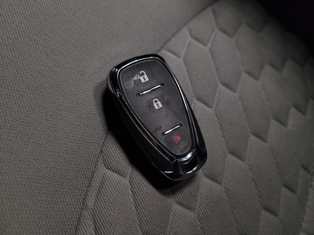 2020 Chevrolet Equinox in Albuquerque, NM 87123 - 18136445 32