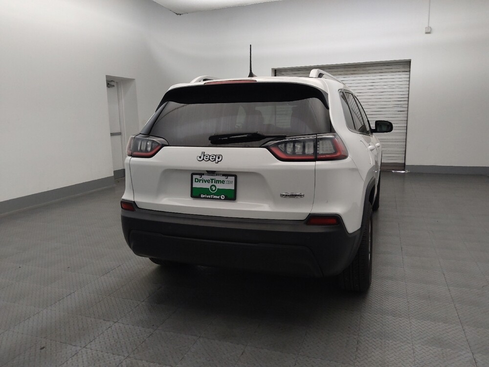 2019 Jeep Cherokee in Phoenix, AZ 85015 - 18136450 7