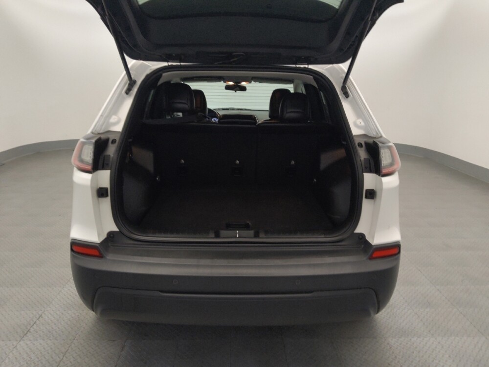 2019 Jeep Cherokee in Phoenix, AZ 85015 - 18136450 29