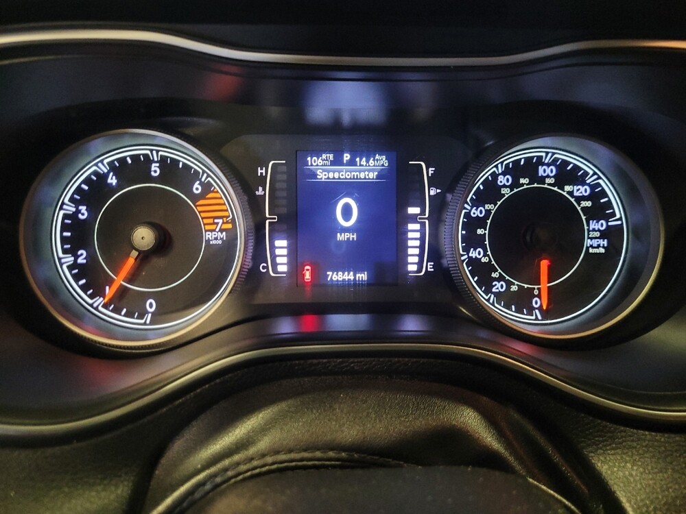 2019 Jeep Cherokee in Phoenix, AZ 85015 - 18136450 23