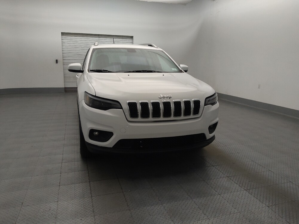2019 Jeep Cherokee in Phoenix, AZ 85015 - 18136450 14