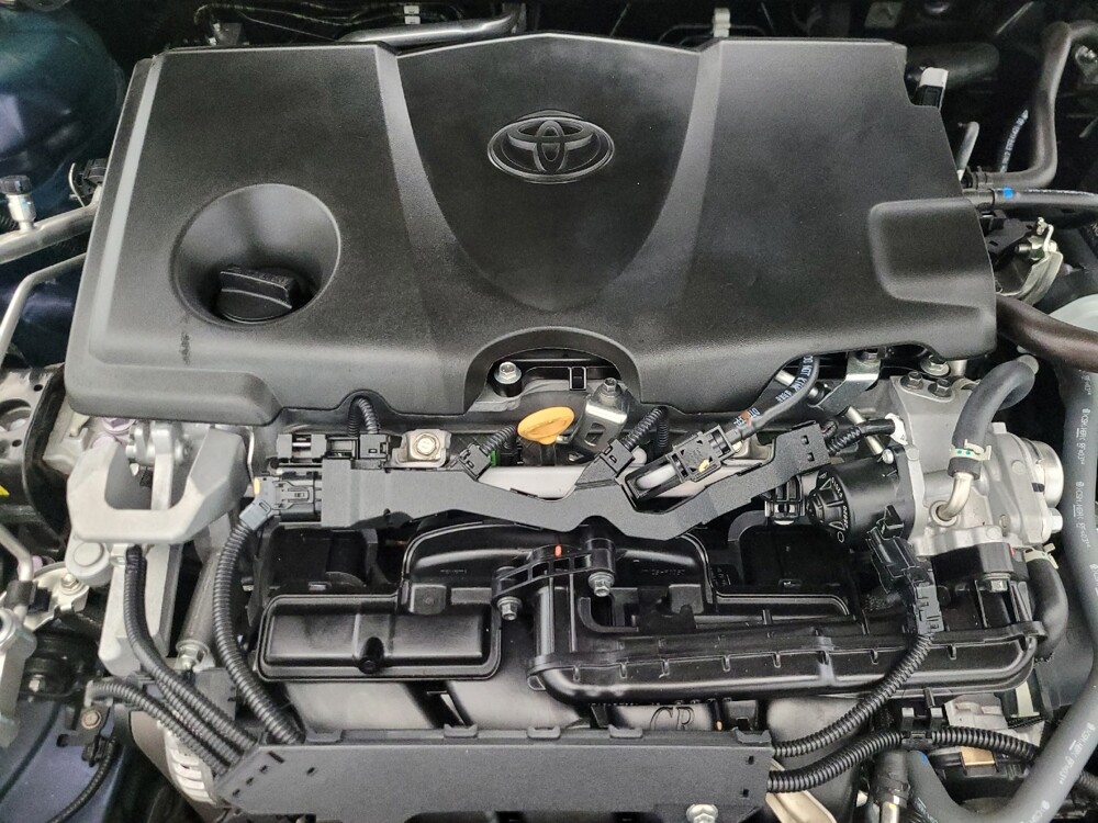 2021 Toyota Camry in Chandler, AZ 85225 - 18136454 30