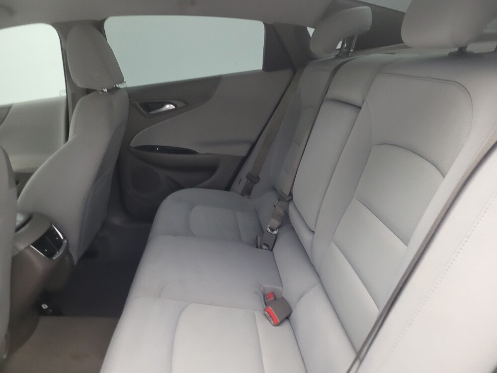 2022 Chevrolet Malibu in Albuquerque, NM 87123 - 18136456 18