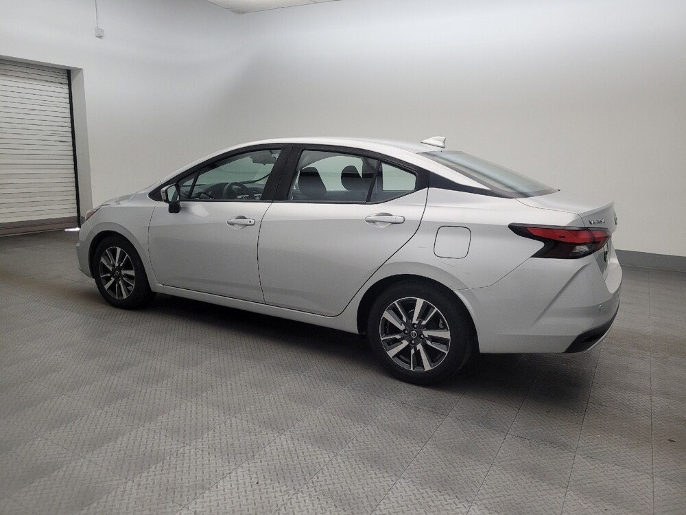 2021 Nissan Versa in Glendale, AZ 85301 - 18136457 3