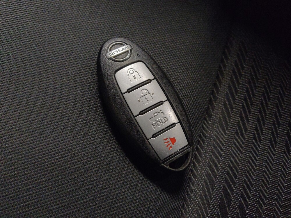 2021 Nissan Versa in Glendale, AZ 85301 - 18136457 32