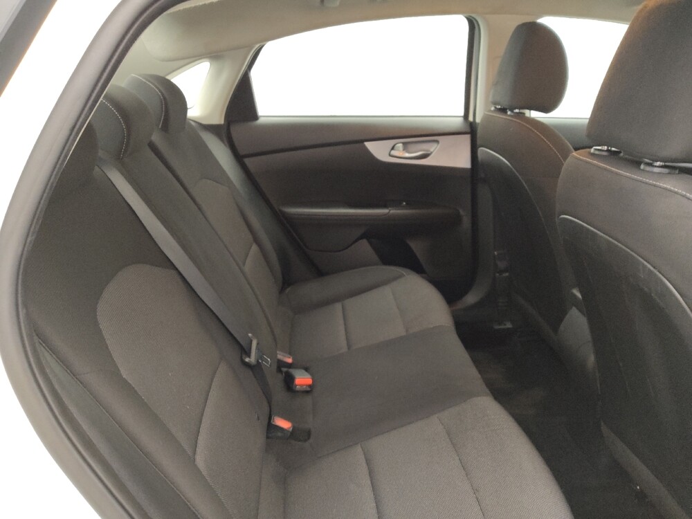 2023 Kia Forte in Fort Myers, FL 33907 - 18136468 19