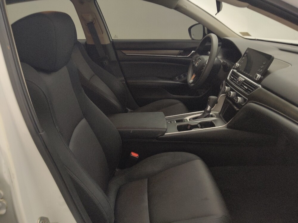 2018 Honda Accord in Fort Myers, FL 33907 - 18136469 21