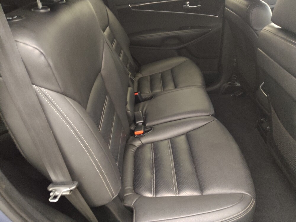 2020 Kia Sorento in Tampa, FL 33619 - 18136471 19