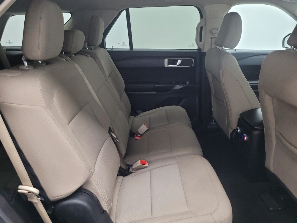 2021 Ford Explorer in Las Vegas, NV 89104 - 18136482 19
