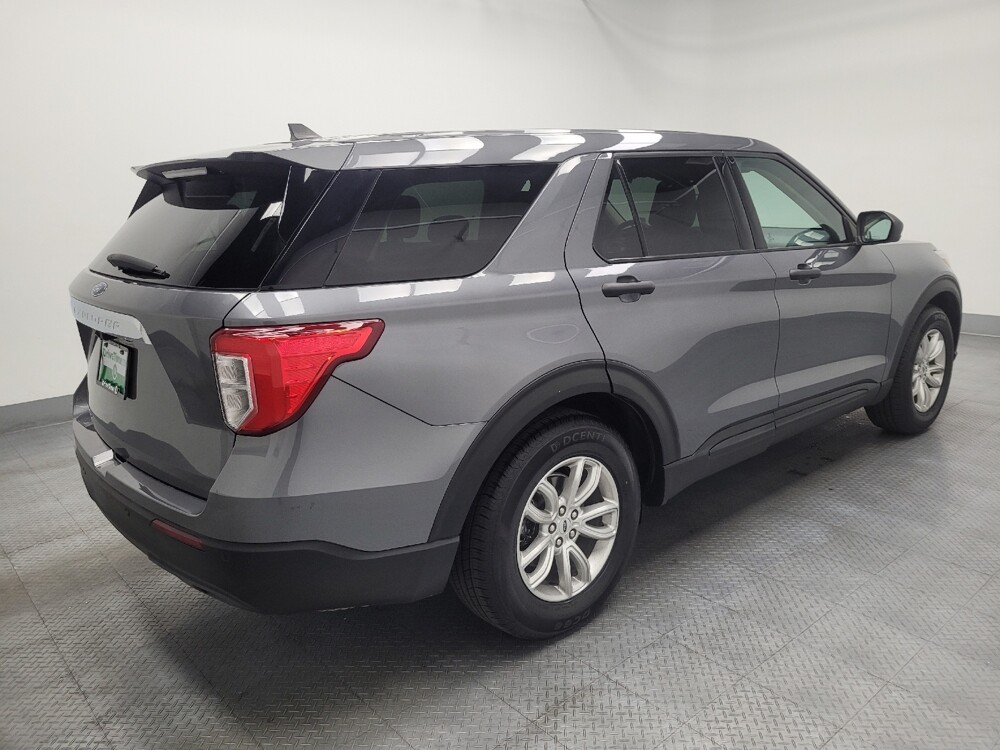 2021 Ford Explorer in Las Vegas, NV 89104 - 18136482 10