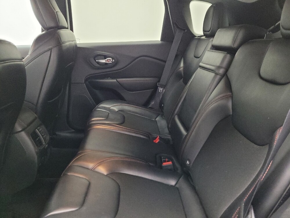 2019 Jeep Cherokee in Las Vegas, NV 89104 - 18136488 18