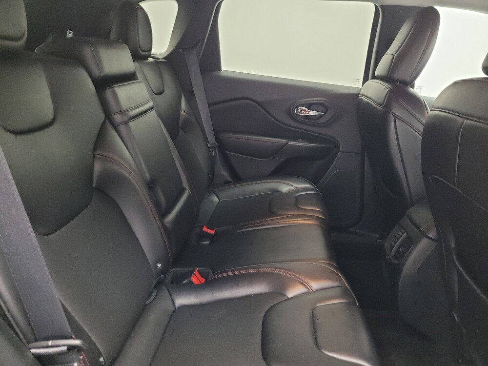 2019 Jeep Cherokee in Las Vegas, NV 89104 - 18136488 19