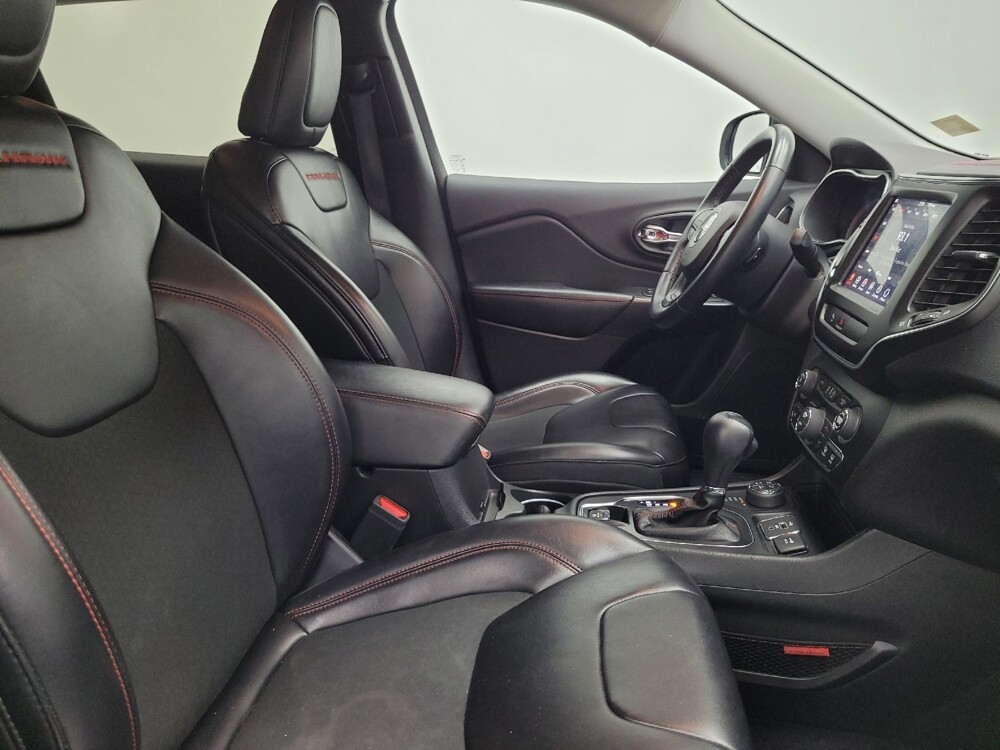 2019 Jeep Cherokee in Las Vegas, NV 89104 - 18136488 21