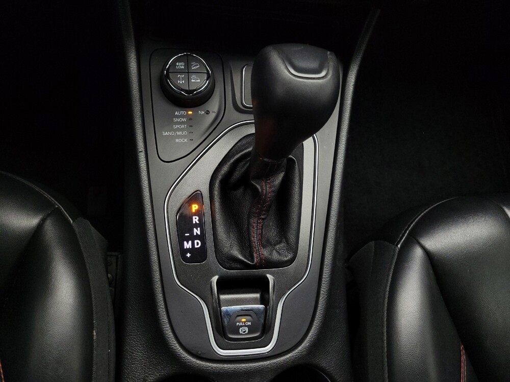 2019 Jeep Cherokee in Las Vegas, NV 89104 - 18136488 26