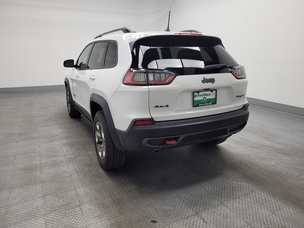 2019 Jeep Cherokee in Las Vegas, NV 89104 - 18136488 5