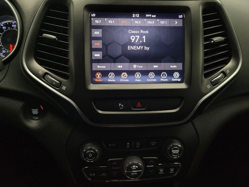 2019 Jeep Cherokee in Las Vegas, NV 89104 - 18136488 25