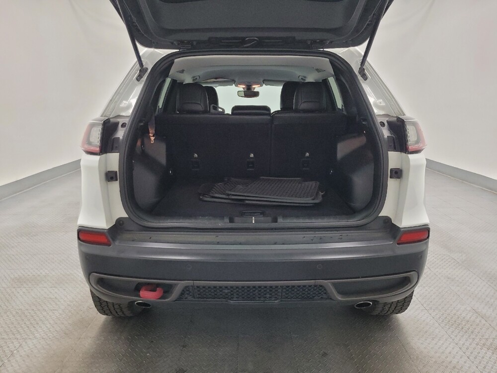 2019 Jeep Cherokee in Las Vegas, NV 89104 - 18136488 29