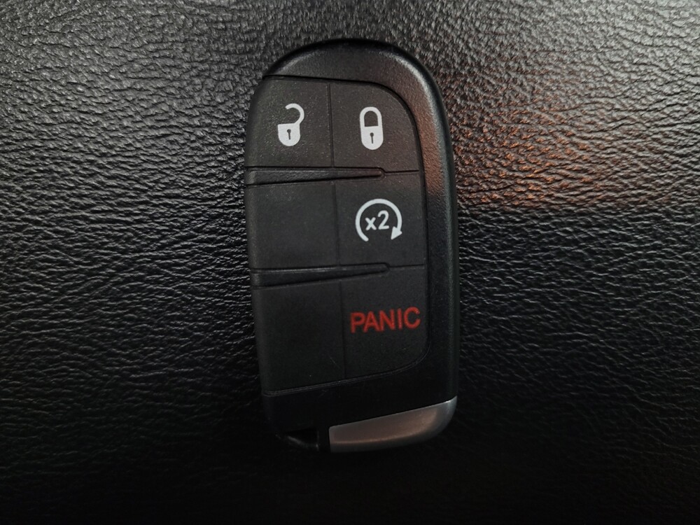 2018 Jeep Compass in Las Vegas, NV 89104 - 18136489 32
