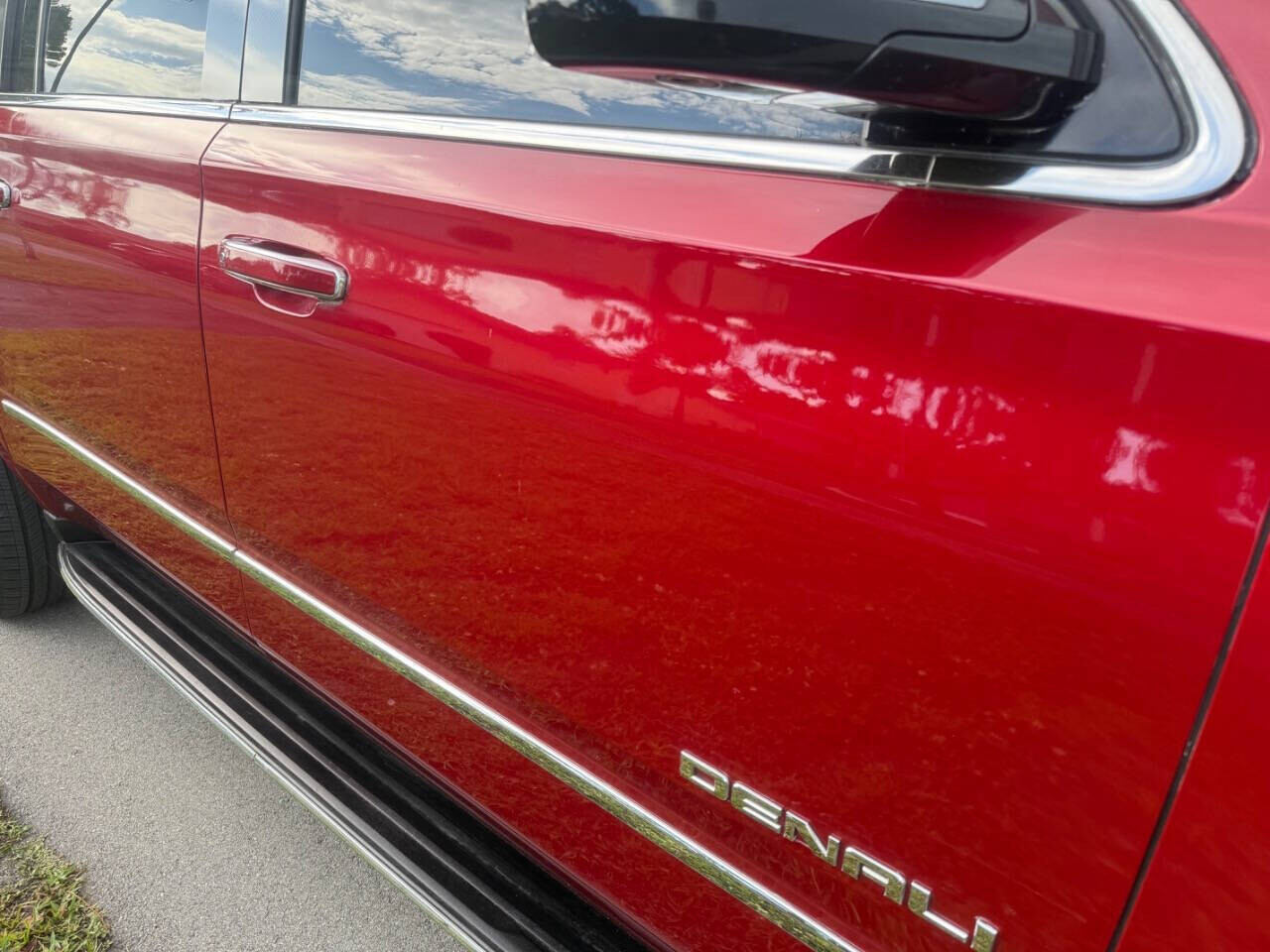 2015 GMC Yukon XL in Hollywood, FL 33023-1906 - 18136500 14