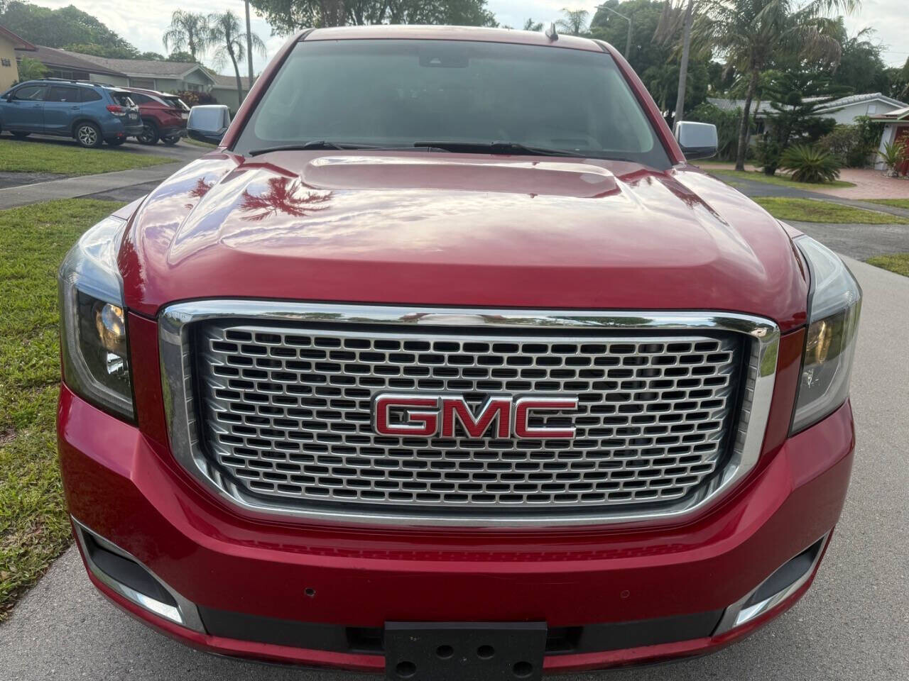 2015 GMC Yukon XL in Hollywood, FL 33023-1906 - 18136500 10