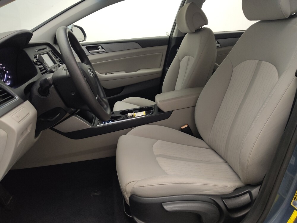 2016 Hyundai Sonata in Union City, GA 30291 - 18136504 17