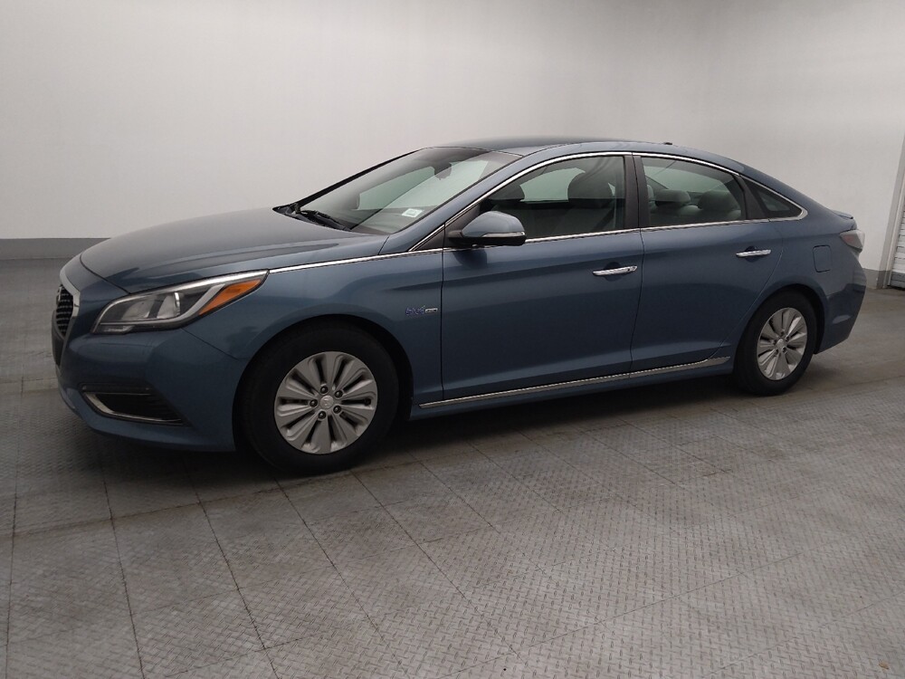2016 Hyundai Sonata in Union City, GA 30291 - 18136504 2