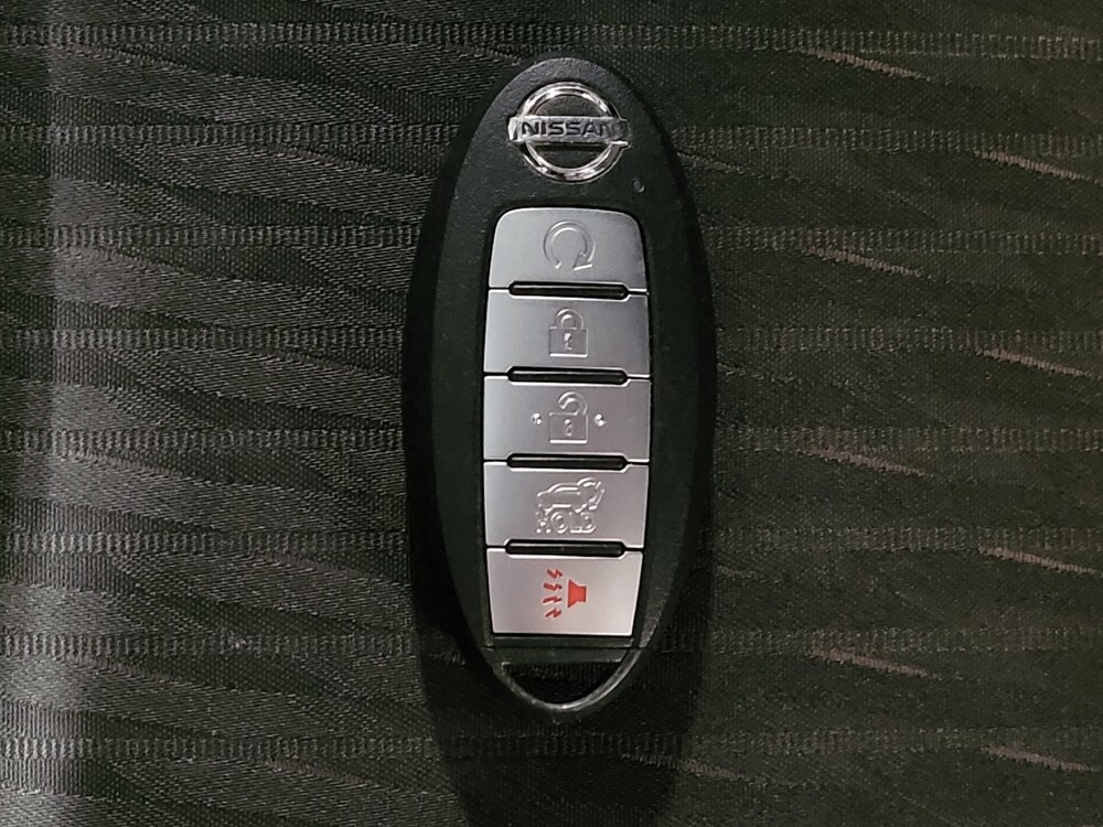 2020 Nissan Rogue in Union City, GA 30291 - 18136512 32