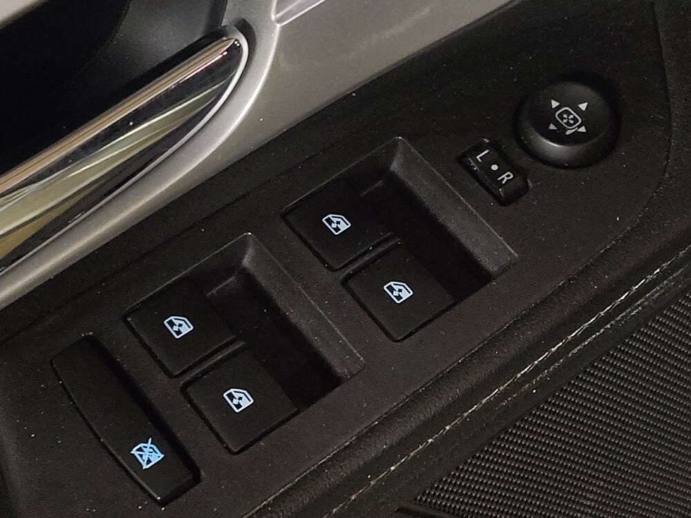 2017 Chevrolet Equinox in Ocala, FL 34471 - 18136516 27