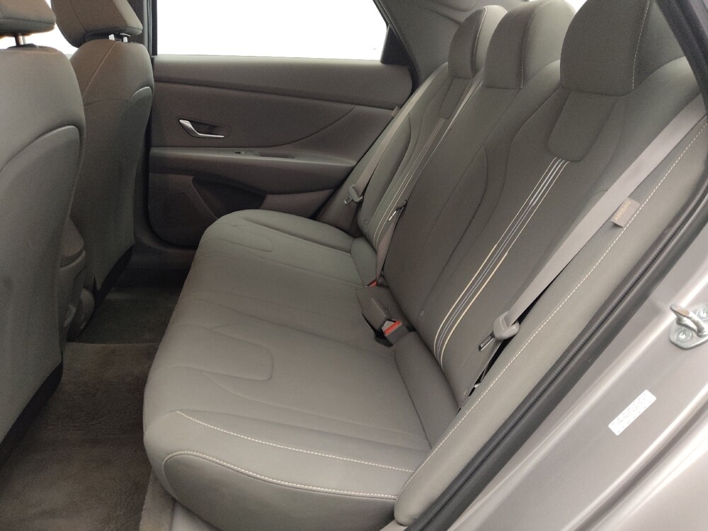 2024 Hyundai Elantra in Ocala, FL 34471 - 18136518 18