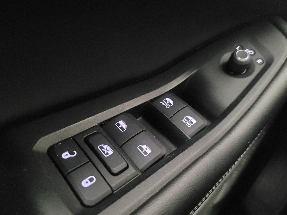 2021 Jeep Grand Cherokee L in Knoxville, TN 37923 - 18136530 27