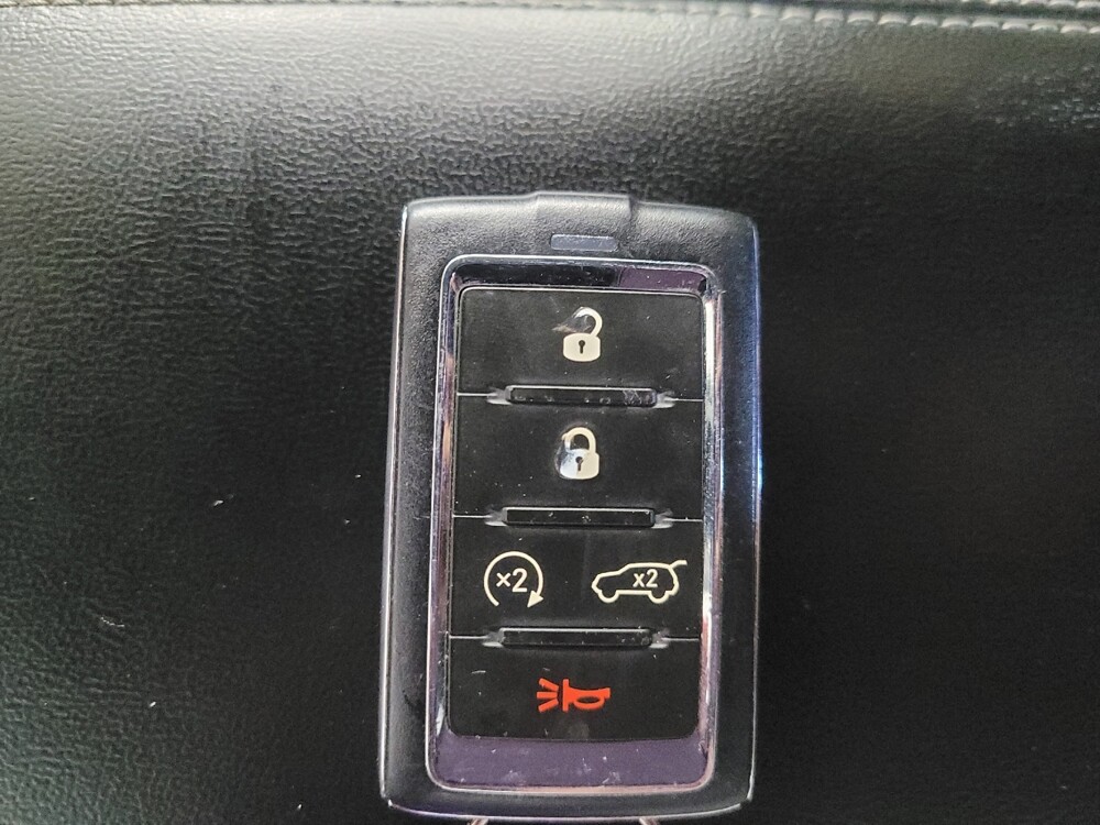2021 Jeep Grand Cherokee L in Knoxville, TN 37923 - 18136530 32