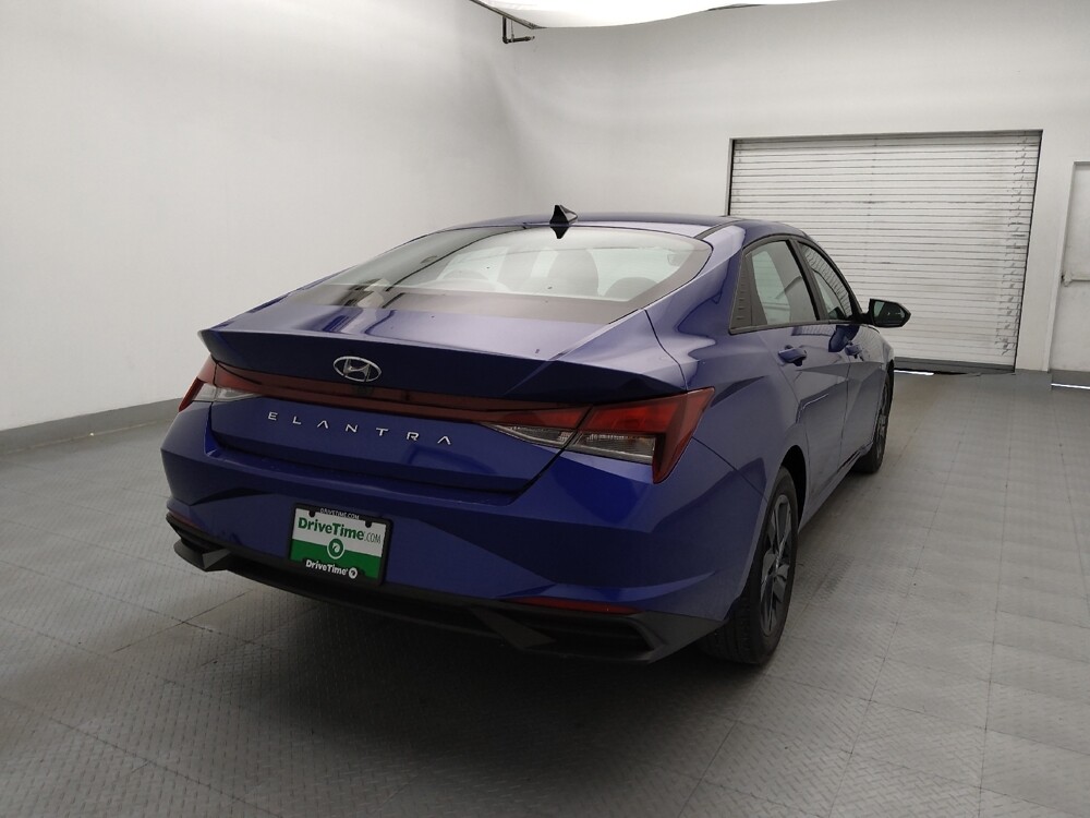 2022 Hyundai Elantra in Charlotte, NC 28213 - 18136555 7