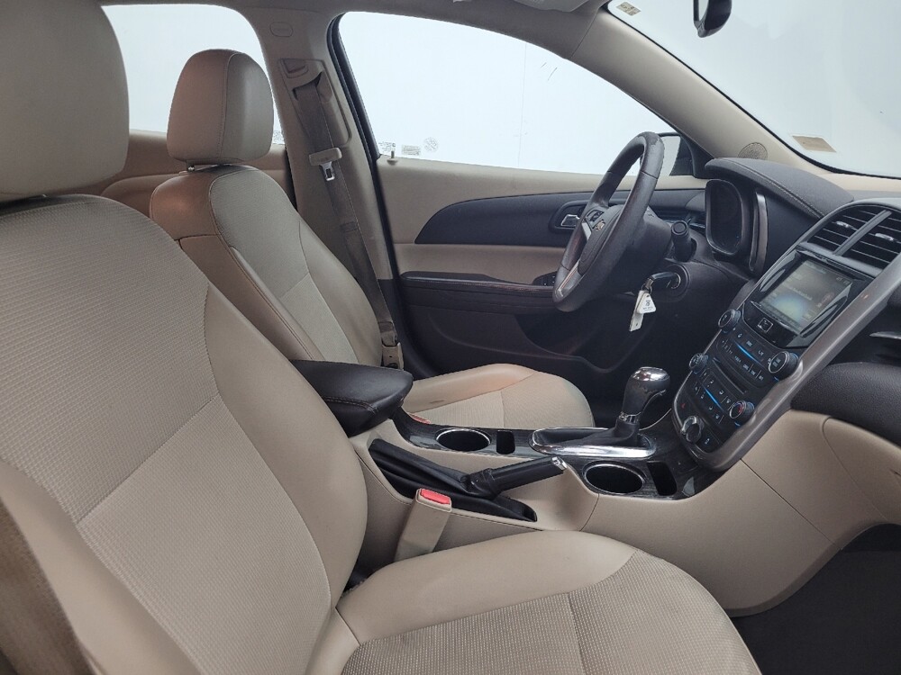 2015 Chevrolet Malibu in Charleston, SC 29414 - 18136557 21