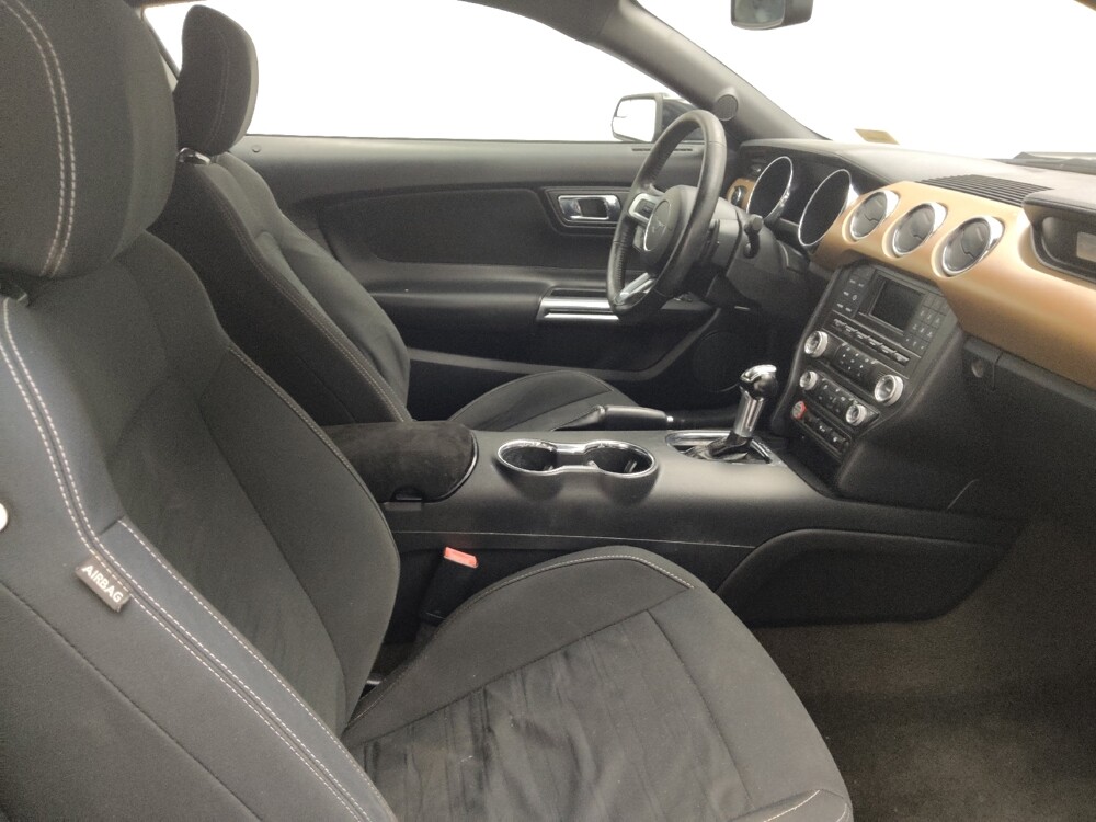 2017 Ford Mustang in Antioch, TN 37013 - 18136583 19
